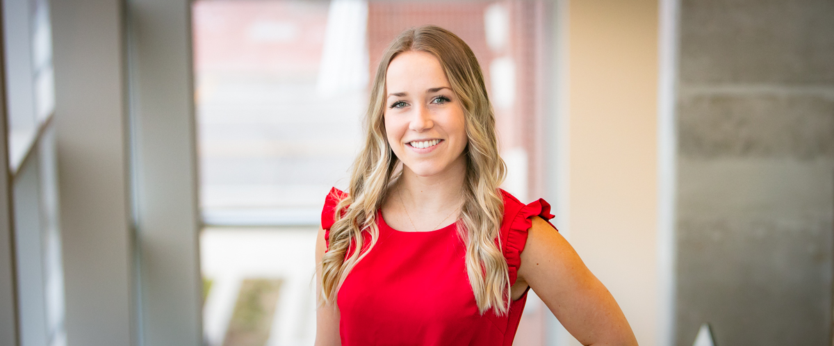 Portrait of graduate student Carrie McMullen