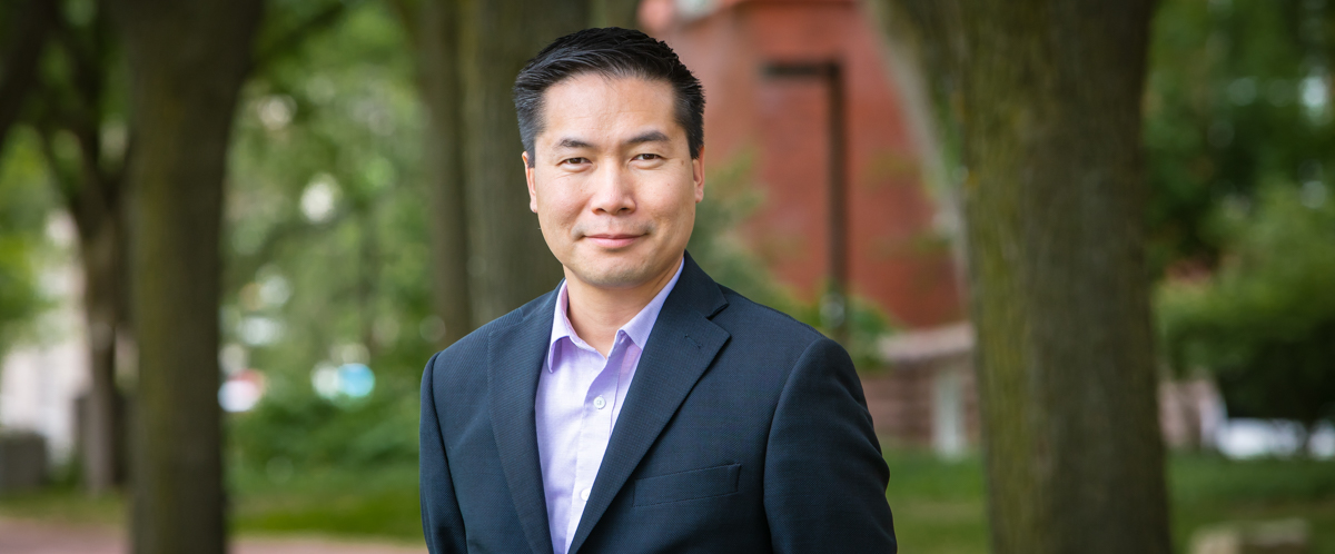 Portrait of Dr. David Ma on Alumni Walk at U of G