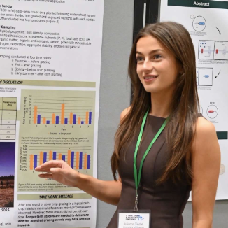 Julianna Tindall presenting research